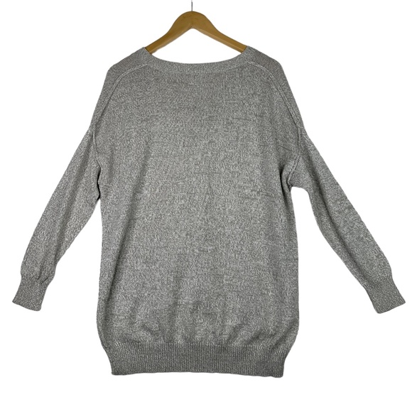 BCBGeneration V Neck Oversized Gray Sweater Size XS - Picture 2 of 5